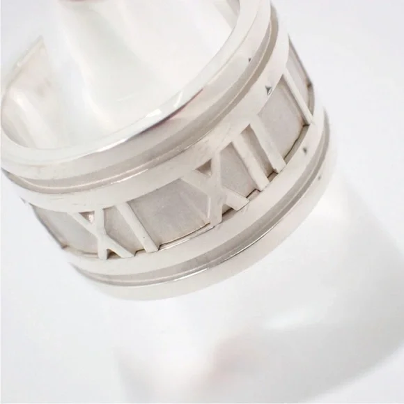 Tiffany & Co. 💯 % Auth 925 Silver Atlas Roman Numeral Wide Ring w/Pouch✨EUC✨ - Picture 6 of 10